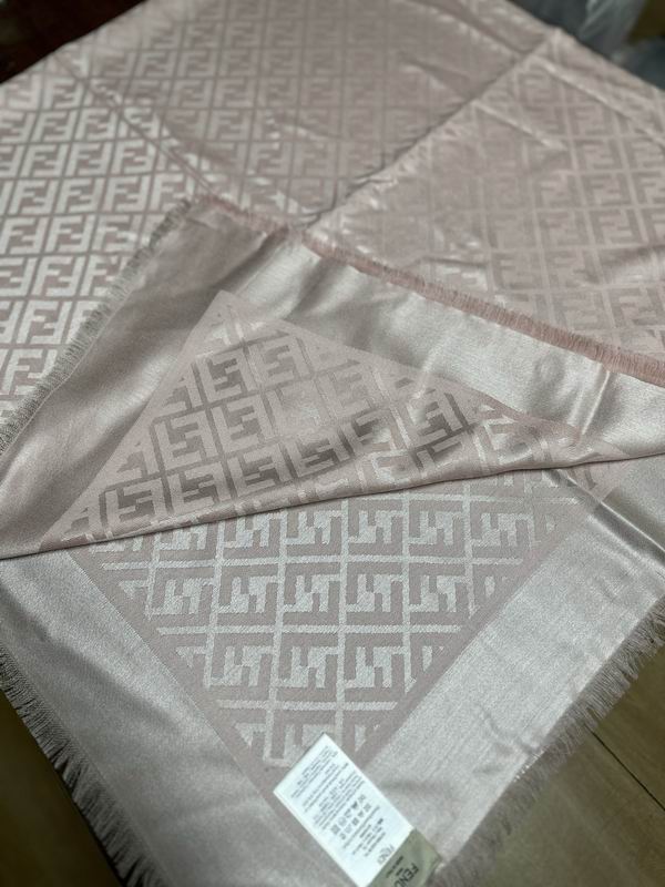 Fendi Scarf 140X140cm E37 (3)