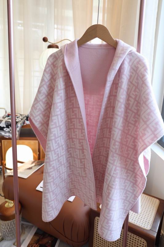 Fendi cloak E05 (18)
