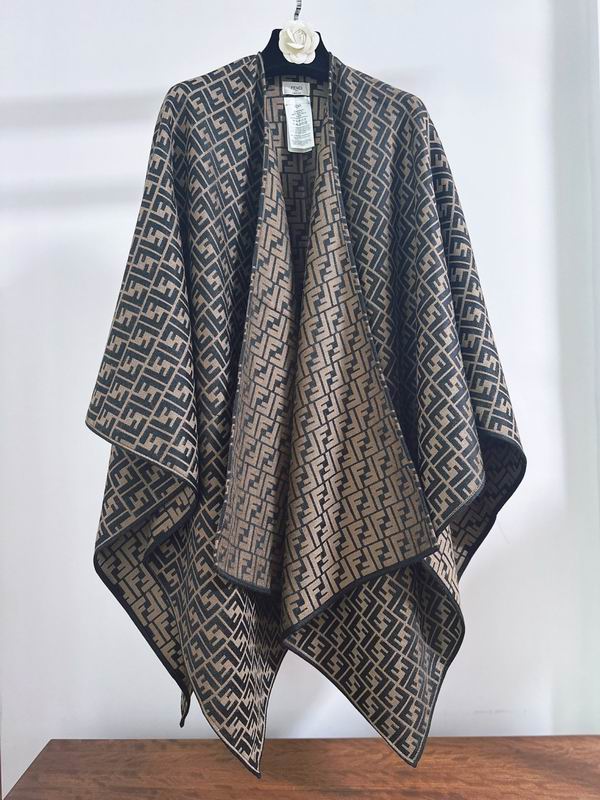 Fendi cloak E38 (5)