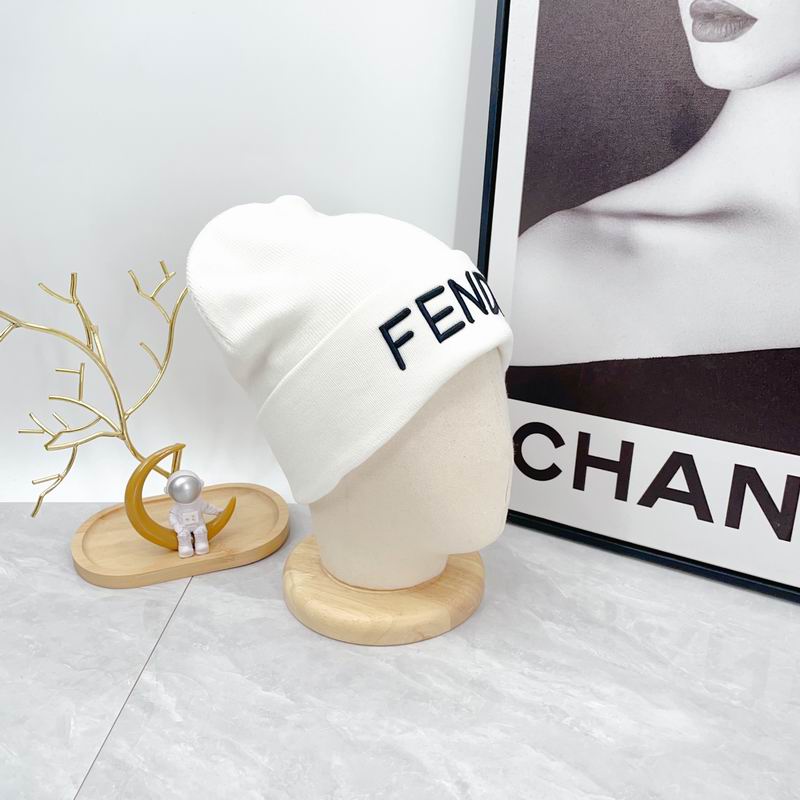 Fendi hat dx (2020)
