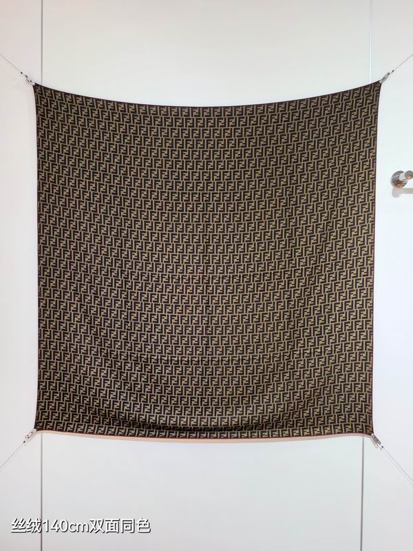 Fendi scarf 140X140cm 70%羊绒30%真丝 E50 (18)