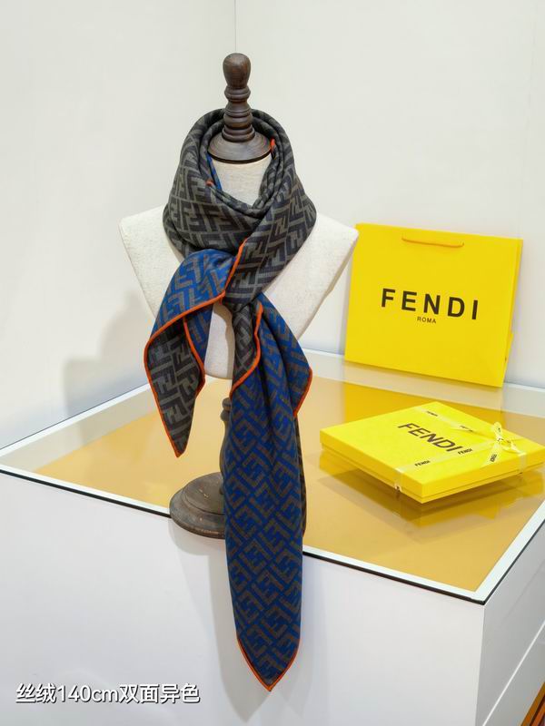 Fendi scarf 140X140cm 70%羊绒30%真丝 E50 (20)