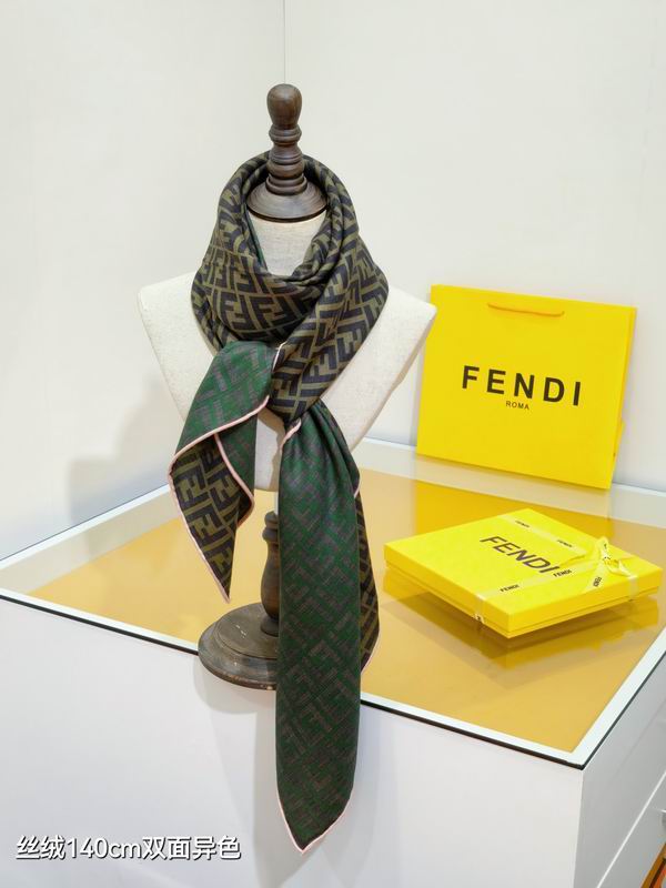 Fendi scarf 140X140cm 70%羊绒30%真丝 E50 (29)