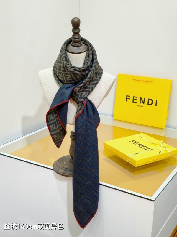 Fendi scarf 140X140cm 70%羊绒30%真丝 E50 (38)