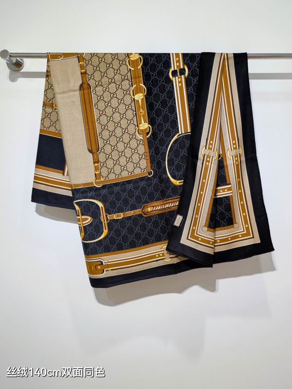 Gucci 140X140cm 70%羊绒30%真丝 E29 (3)