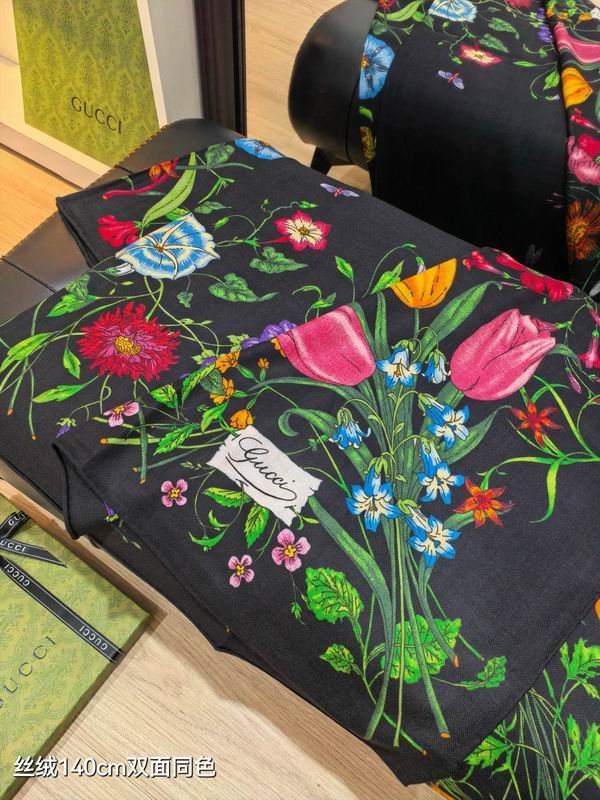 Gucci 140X140cm 70%羊绒30%真丝 E37 (13)