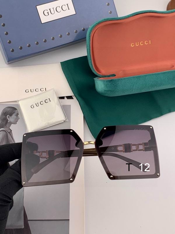 Gucci 15630 J01