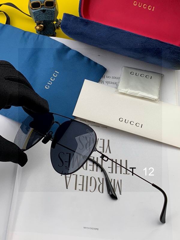 Gucci 5800 J02