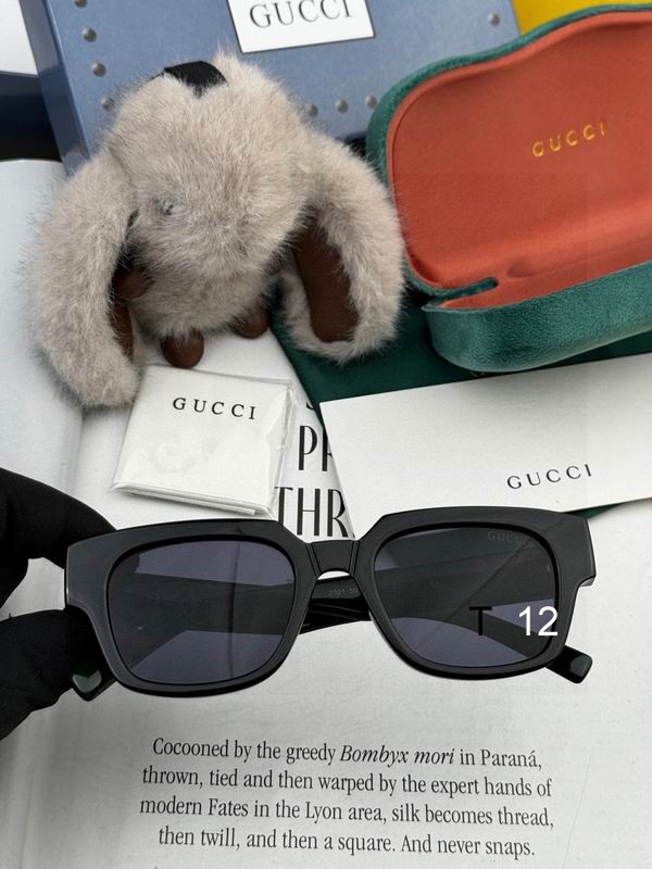 Gucci G1232 J01