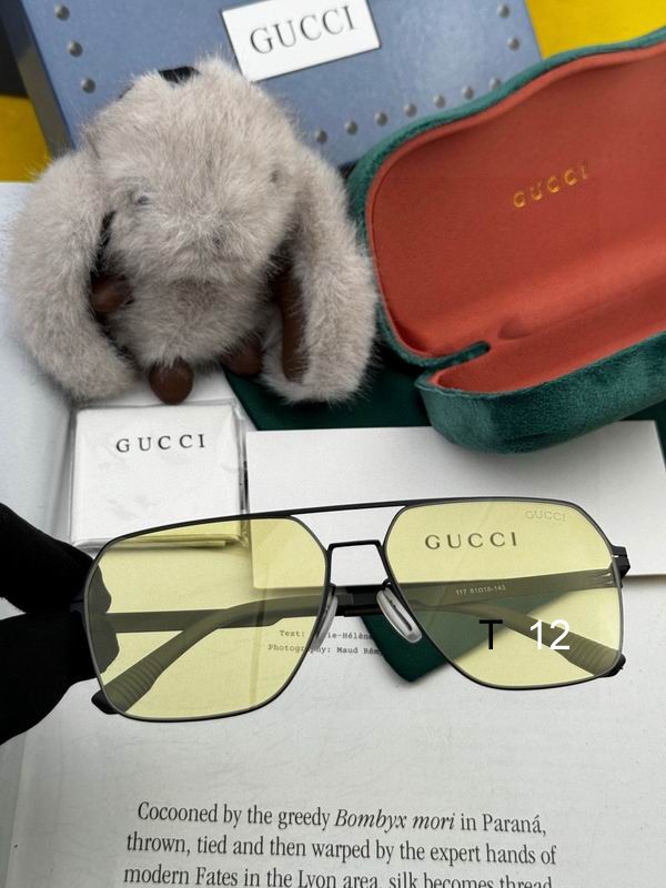 Gucci G711 J02