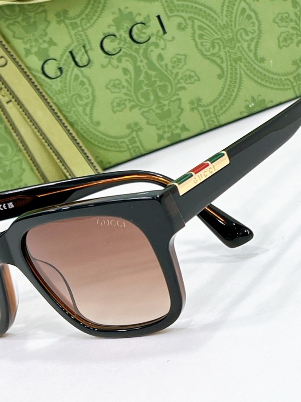 Gucci Glasses 08smh104 (9)