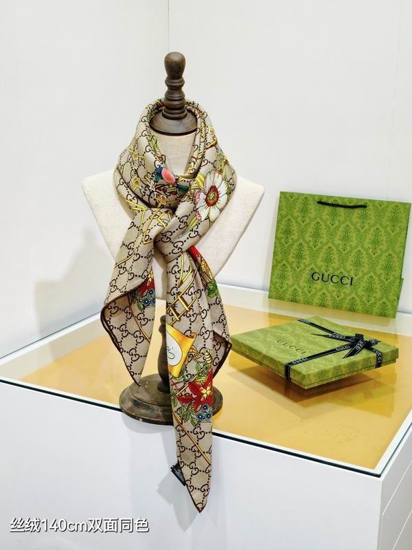 Gucci Scarf 140X140cm 70%羊绒30%真丝 E15 (10)