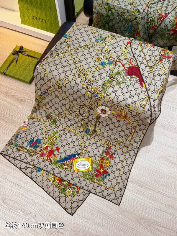 Gucci Scarf 140X140cm 70%羊绒30%真丝 E15 (14)