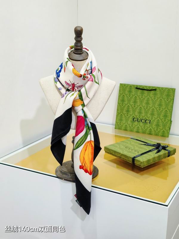 Gucci Scarf 140X140cm 70%羊绒30%真丝 E20 (10)