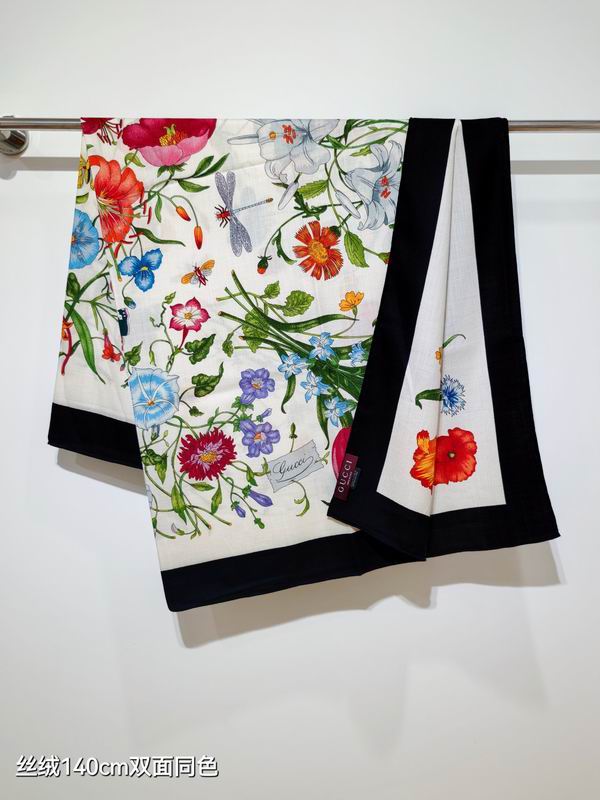 Gucci Scarf 140X140cm 70%羊绒30%真丝 E20 (11)