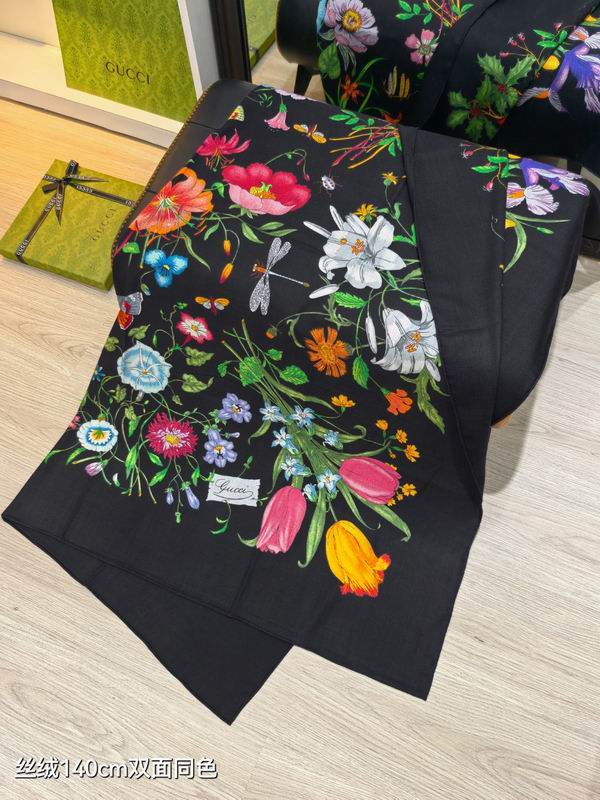 Gucci Scarf 140X140cm 70%羊绒30%真丝 E20 (6)