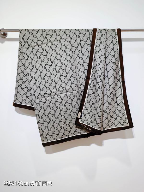 Gucci Scarf 140X140cm 70%羊绒30%真丝 E36  (11)