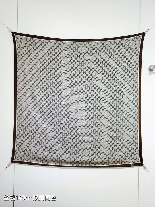 Gucci Scarf 140X140cm 70%羊绒30%真丝 E36  (16)