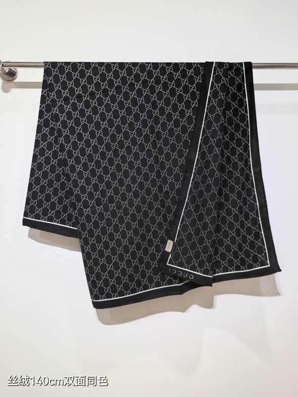 Gucci Scarf 140X140cm 70%羊绒30%真丝 E36  (19)