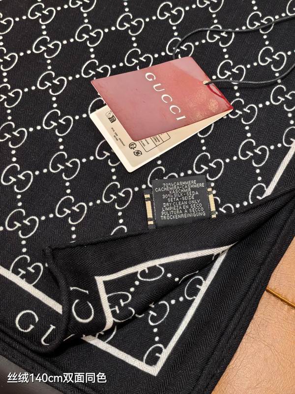 Gucci Scarf 140X140cm 70%羊绒30%真丝 E36  (20)