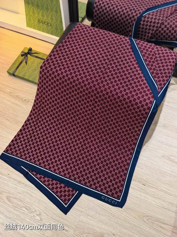 Gucci Scarf 140X140cm 70%羊绒30%真丝 E36  (6)