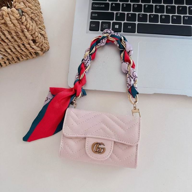 Gucci card bag (256)