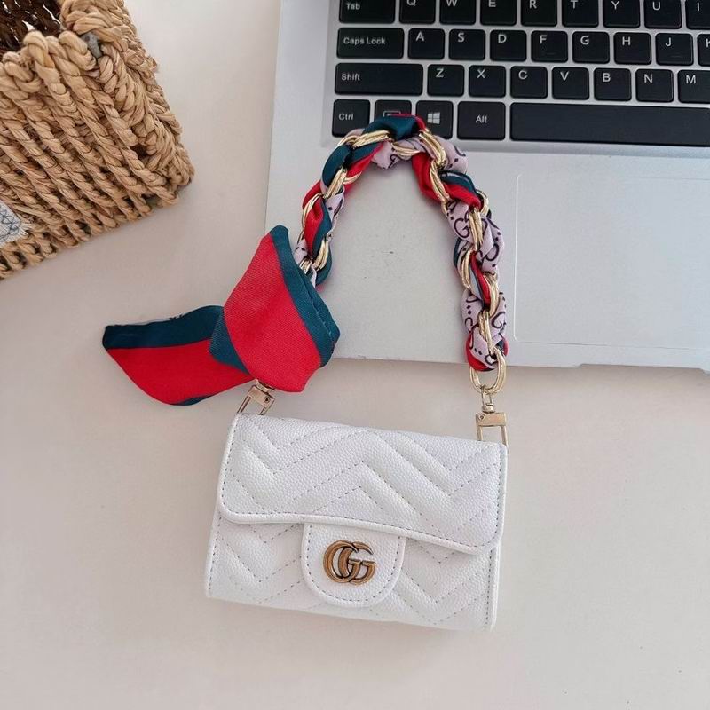 Gucci card bag (260)