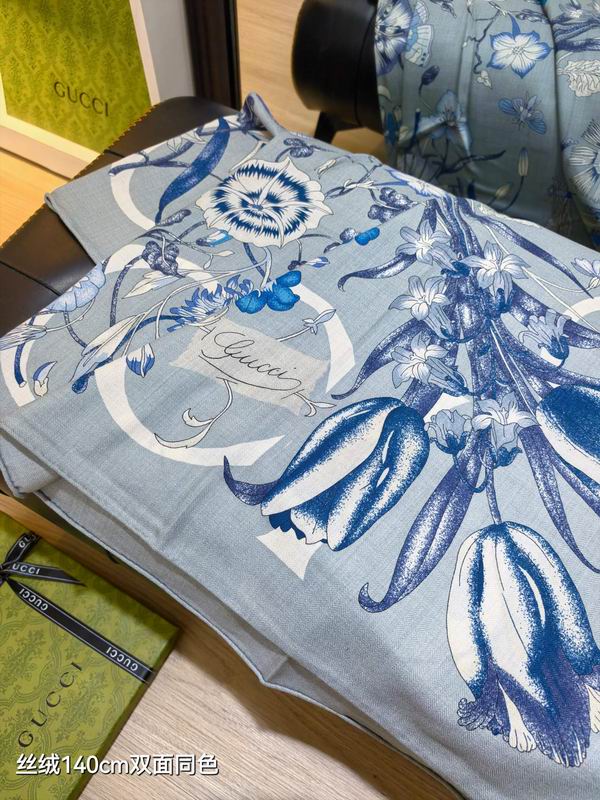 Gucci scarf 140X140cm 70%羊绒 30%真丝 E31 (13)