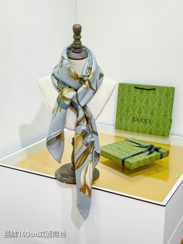 Gucci scarf 140X140cm 70%羊绒 30%真丝 E31 (18)