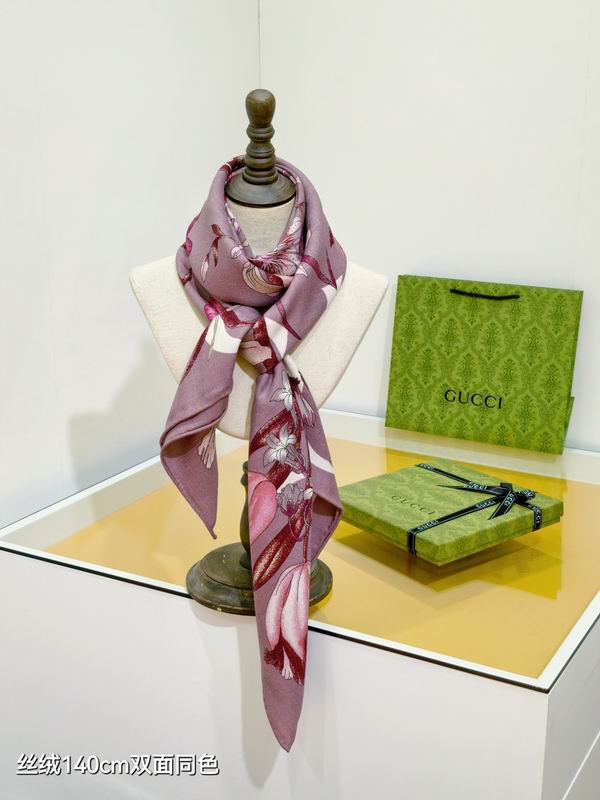 Gucci scarf 140X140cm 70%羊绒 30%真丝 E31 (2)