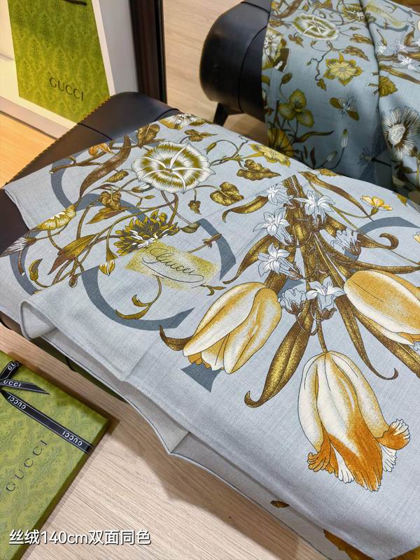 Gucci scarf 140X140cm 70%羊绒 30%真丝 E31 (21)