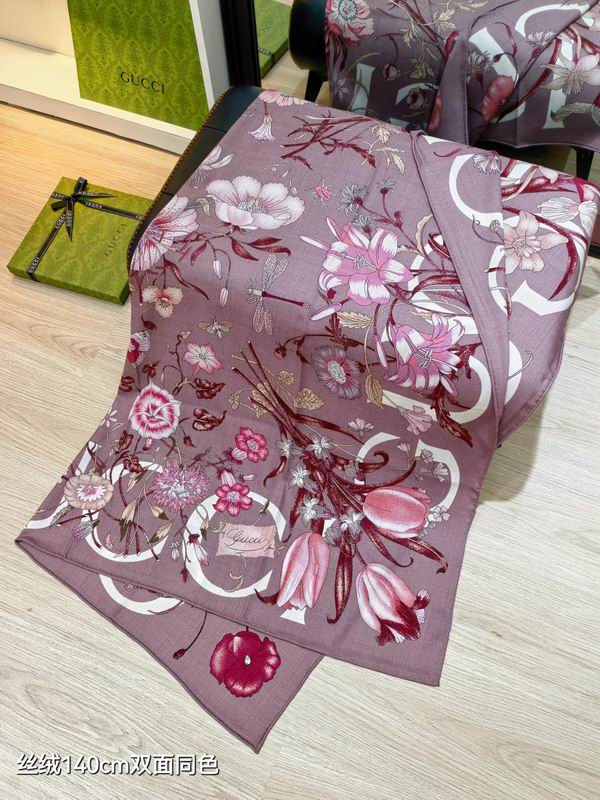 Gucci scarf 140X140cm 70%羊绒 30%真丝 E31 (6)