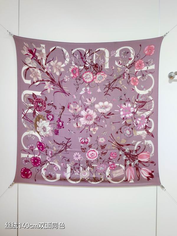 Gucci scarf 140X140cm 70%羊绒 30%真丝 E31 (8)