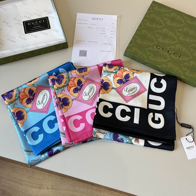 Gucci silk Scarf 90X90cm hm (1)