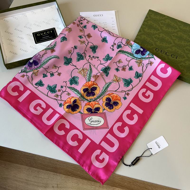 Gucci silk Scarf 90X90cm hm (2)