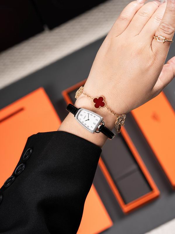 Hermes 20X27.2mm 02 (37)