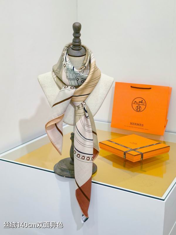 Hermes Scarf 140X140cm 70%羊绒30%真丝 E13 (10)