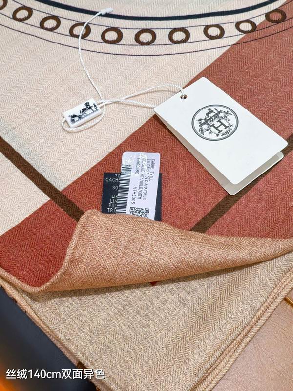 Hermes Scarf 140X140cm 70%羊绒30%真丝 E13 (12)