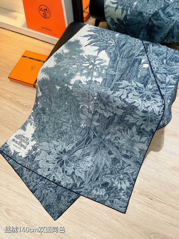 Hermes scarf 140X140cm 70%羊绒30%真丝  E06 (19)