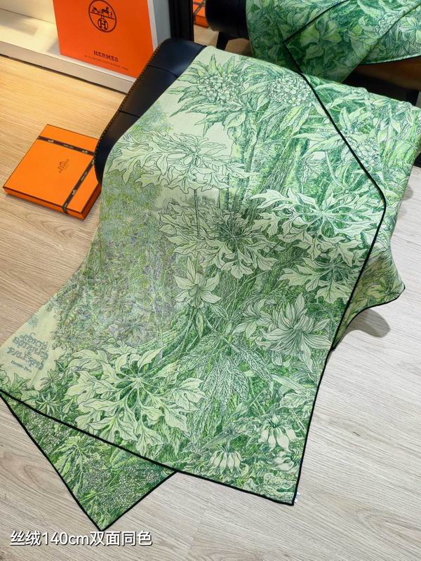 Hermes scarf 140X140cm 70%羊绒30%真丝  E06 (26)