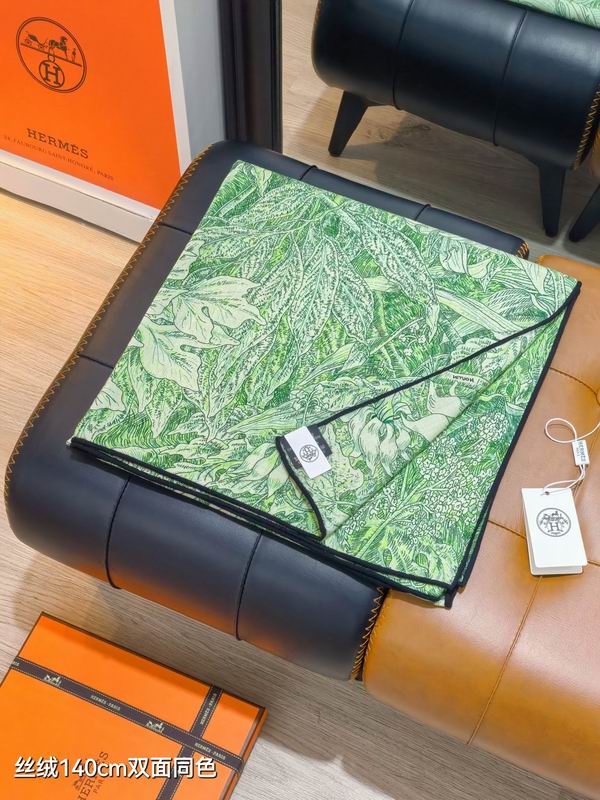 Hermes scarf 140X140cm 70%羊绒30%真丝  E06 (27)