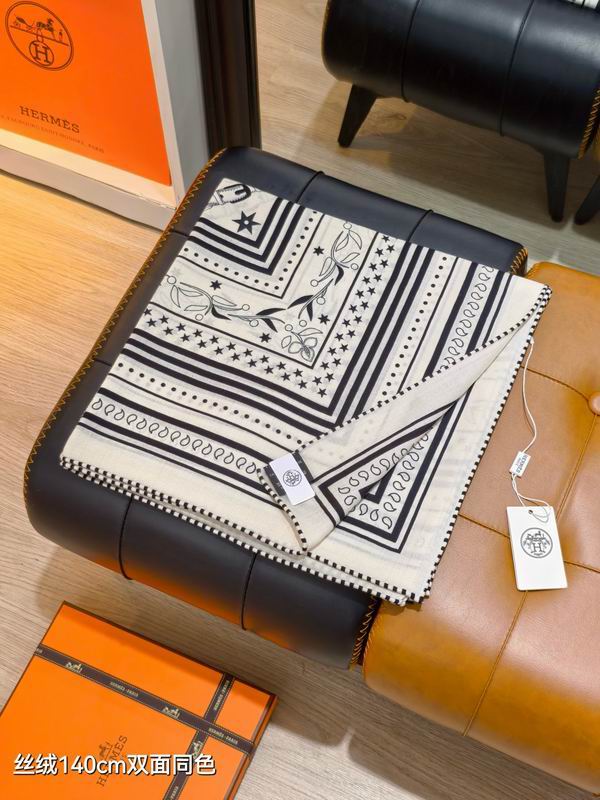 Hermes scarf 140X140cm 70%羊绒30%真丝 E14 (17)