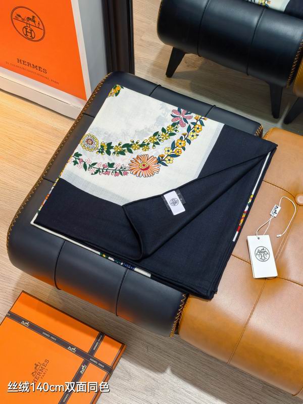 Hermes scarf 140X140cm 70%羊绒30%真丝 E27 (11)