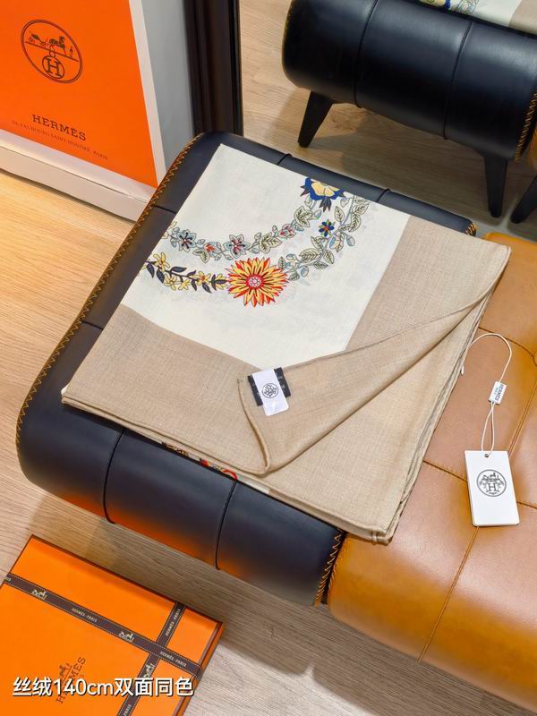 Hermes scarf 140X140cm 70%羊绒30%真丝 E27 (18)