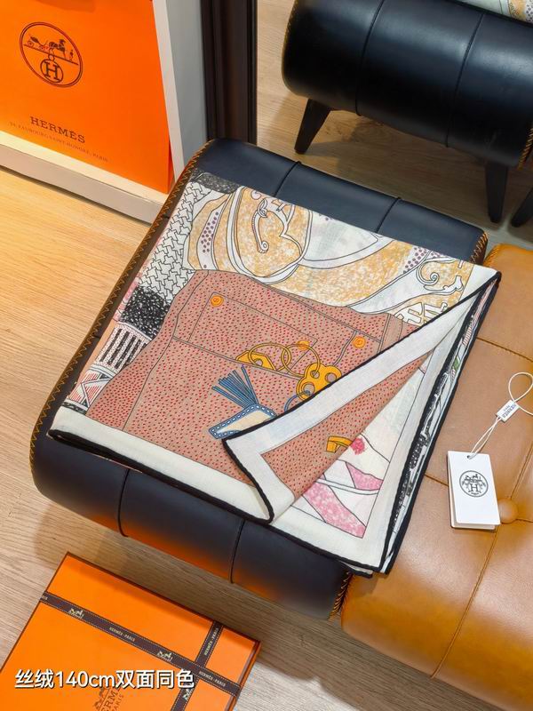 Hermes scarf 140X140cm 70%羊绒30%真丝 E48 (27)