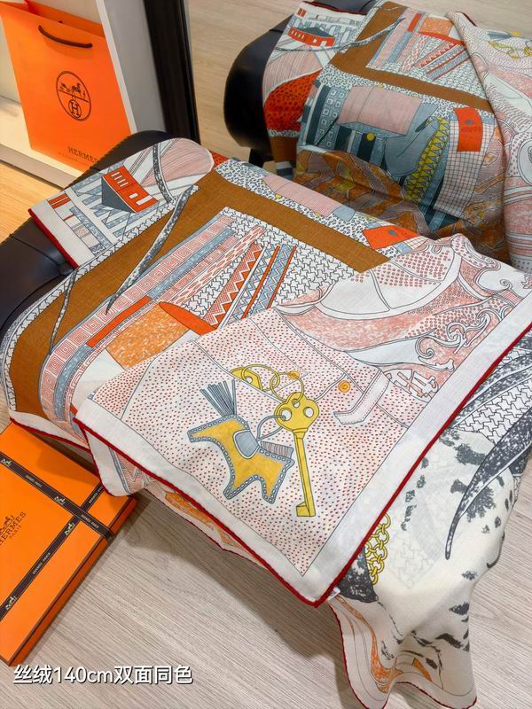 Hermes scarf 140X140cm 70%羊绒30%真丝 E48 (35)