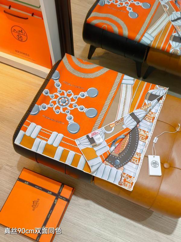 Hermes silk scarf 90X90cm E44 (17)