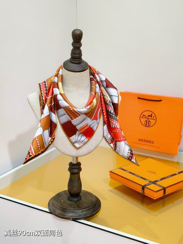 Hermes silk scarf 90X90cm E44 (32)