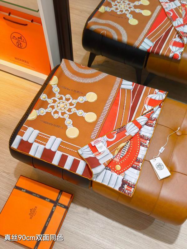 Hermes silk scarf 90X90cm E44 (37)