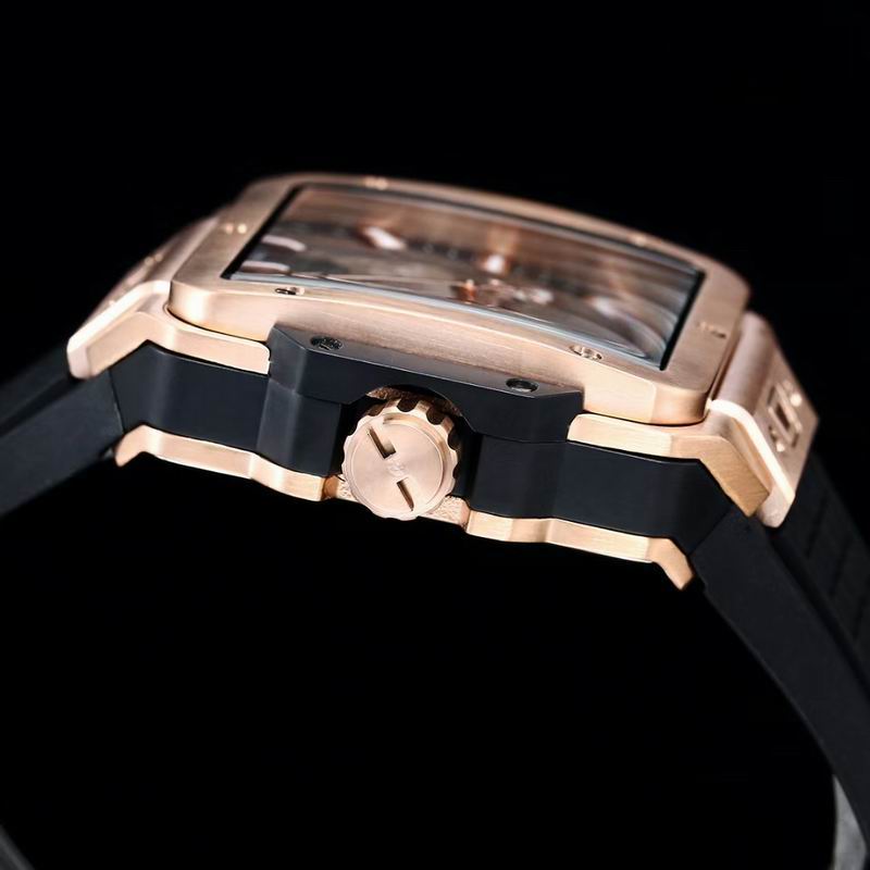 Hublot 42mm 93-Square Bang Unico (3)